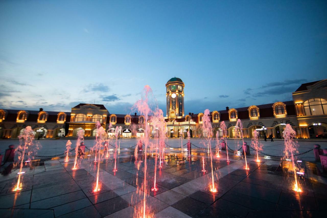Saat Meydani Nakhchivan Bagian luar foto